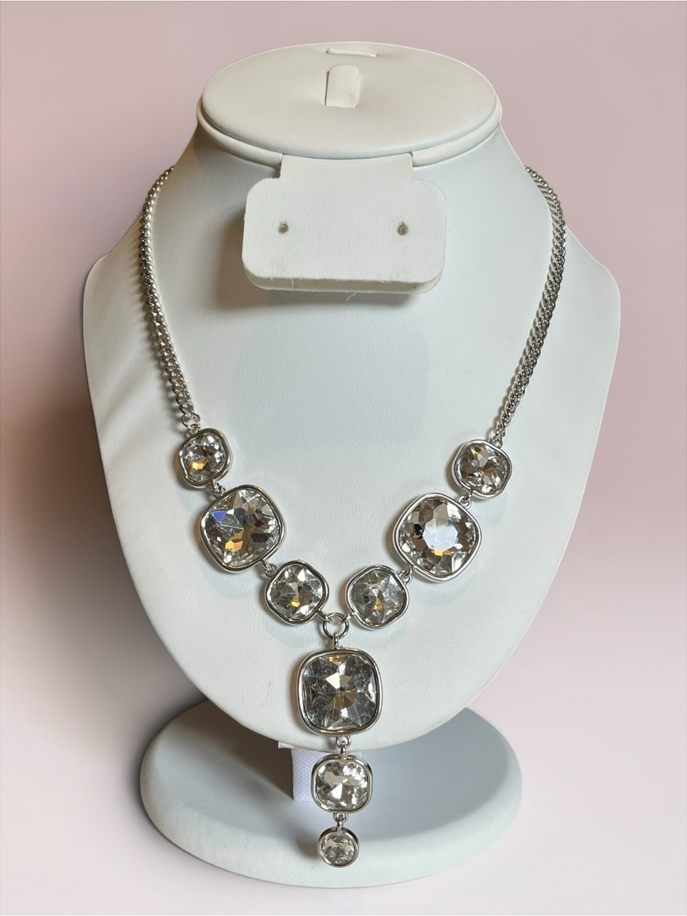 🍭5 for $20🍭 Silver Tone Crystal Statement Necklace CC X